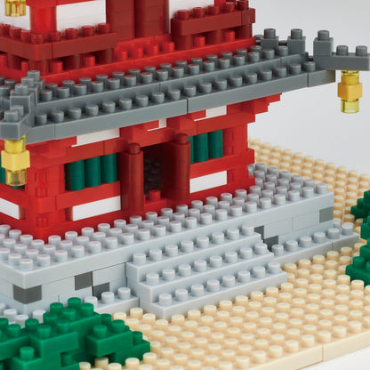 Nanoblock - 五重塔 Deluxe (15.2×15.2×30.5cm)