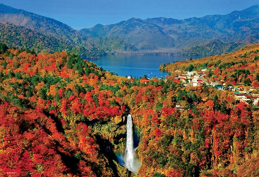 日本風景 - 秋葉與華嚴瀑布 300塊 (26×38cm)